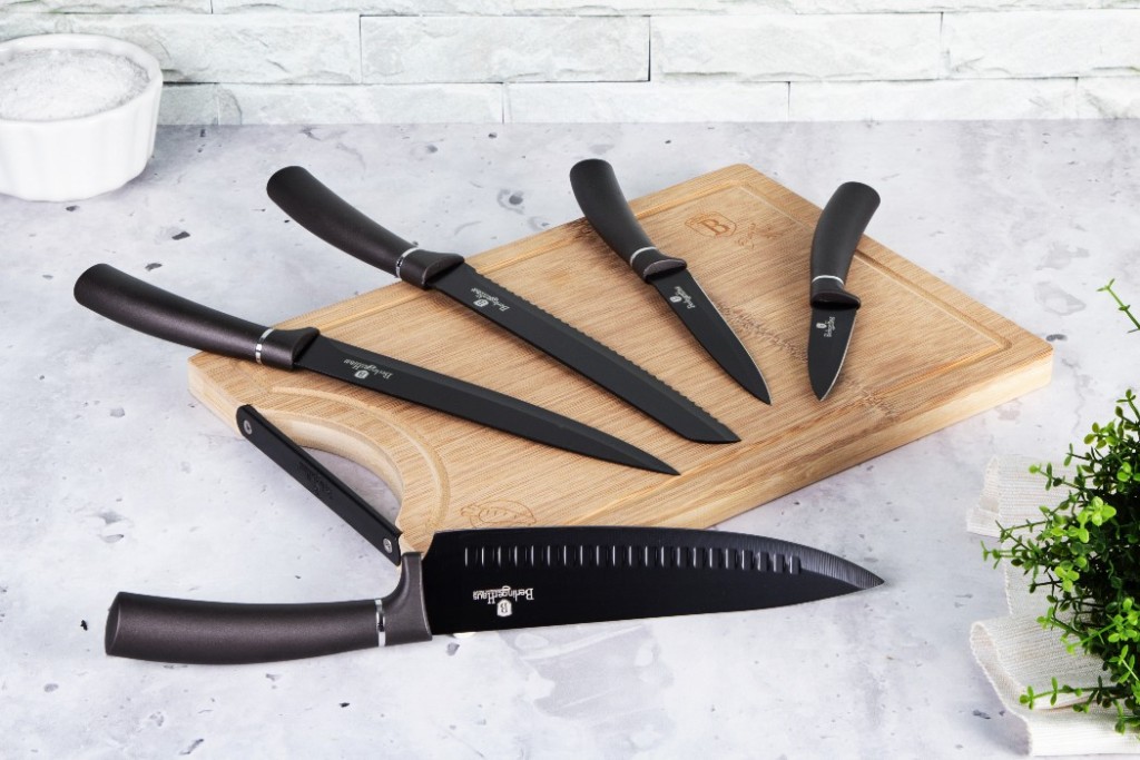 BERLINGERHAUS Sada nožů s nepřilnavým povrchem + prkénko 6 ks Carbon PRO Line