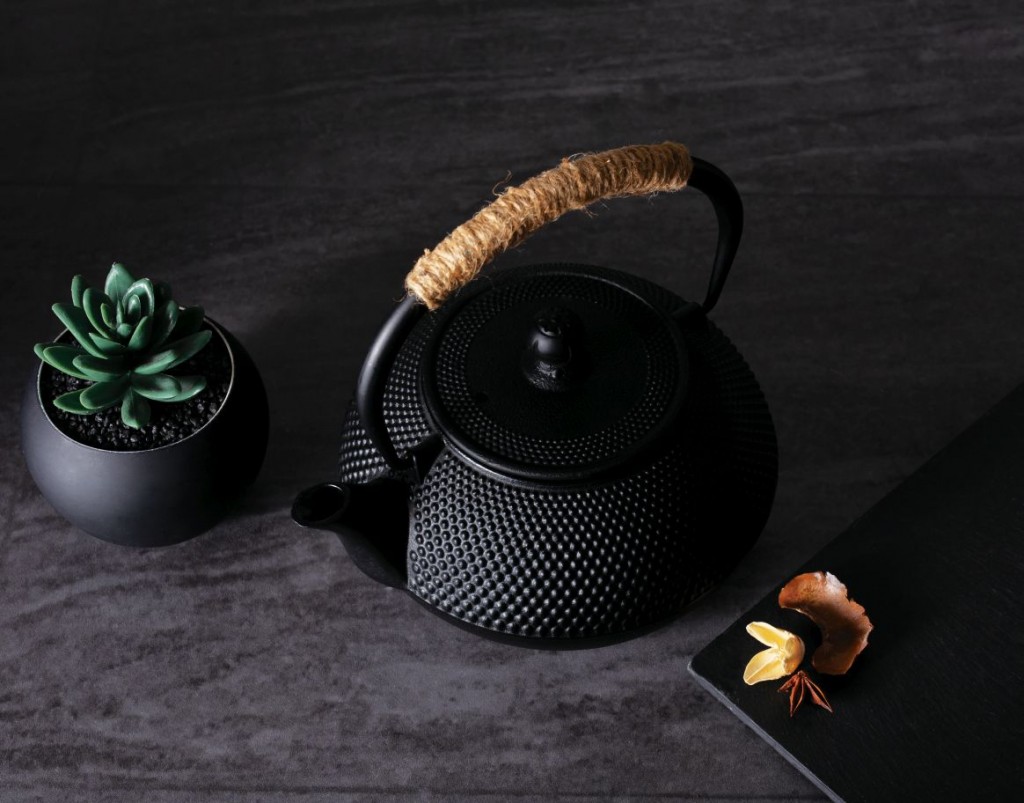 BERLINGERHAUS Konvice na čaj litinová 1,2 l černá