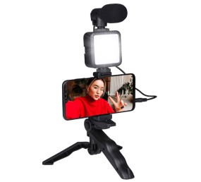 Selfie studio s osvětlením a tripod